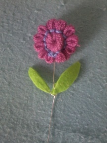 Flower made with yarn